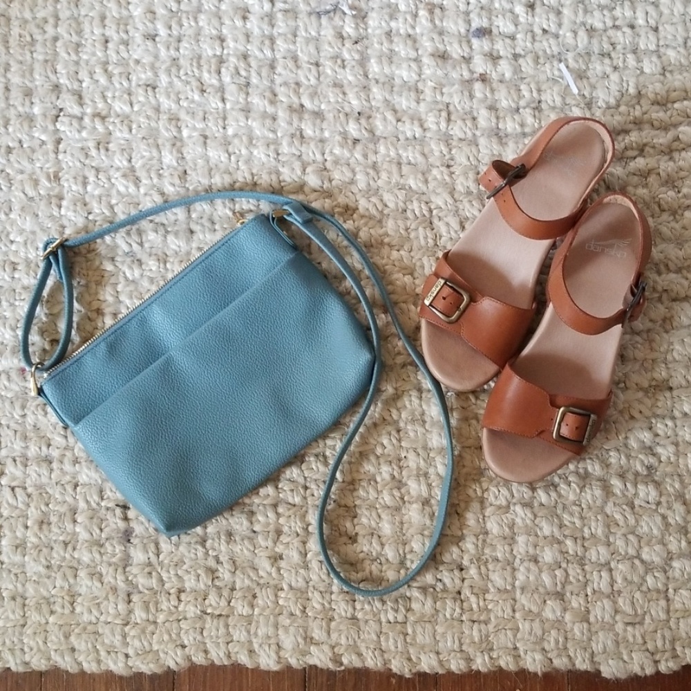 A new Day crossbody purse